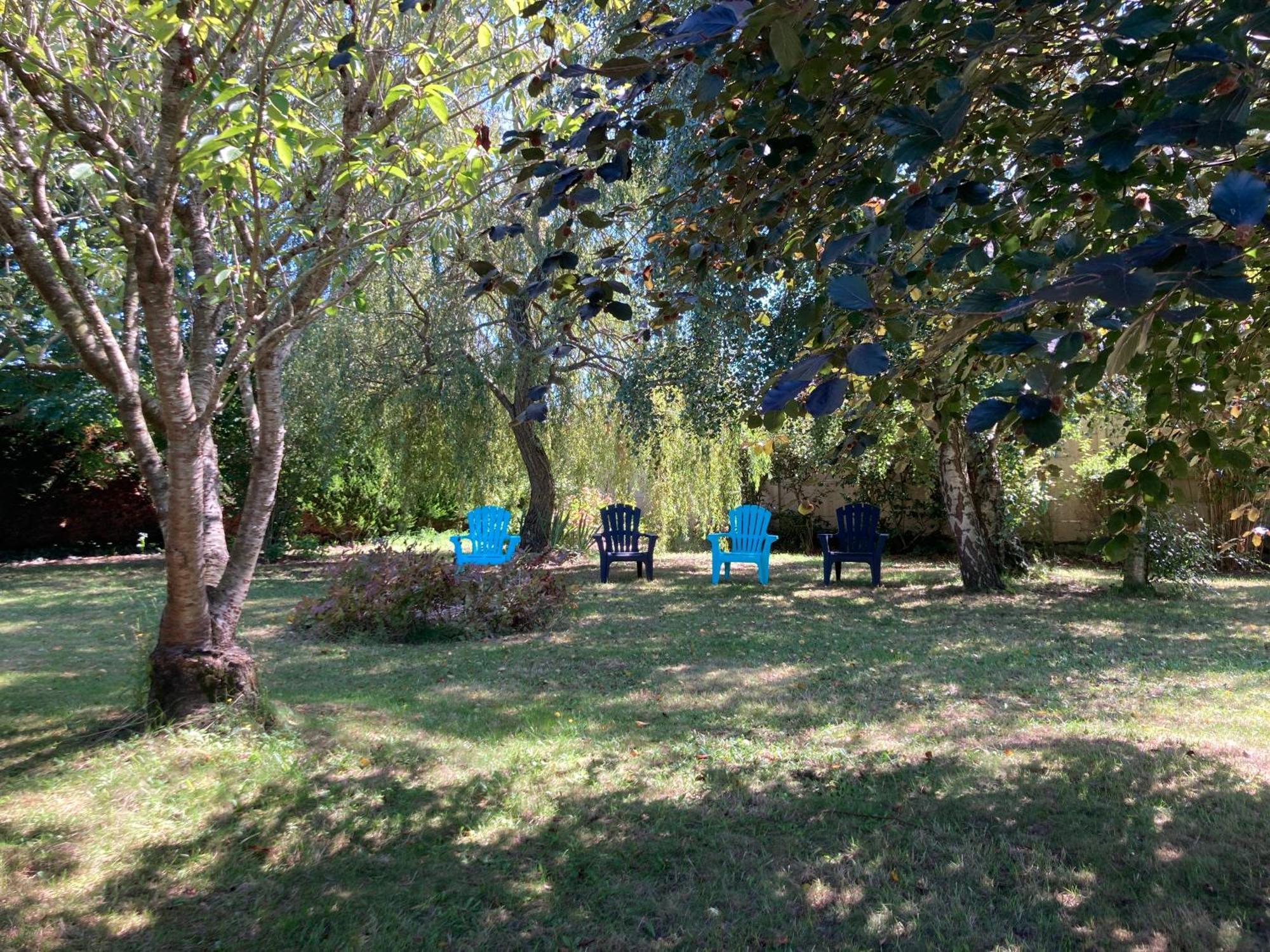 Maison Familiale Dans Une Rue Paisible Gouville-sur-Mer Bagian luar foto